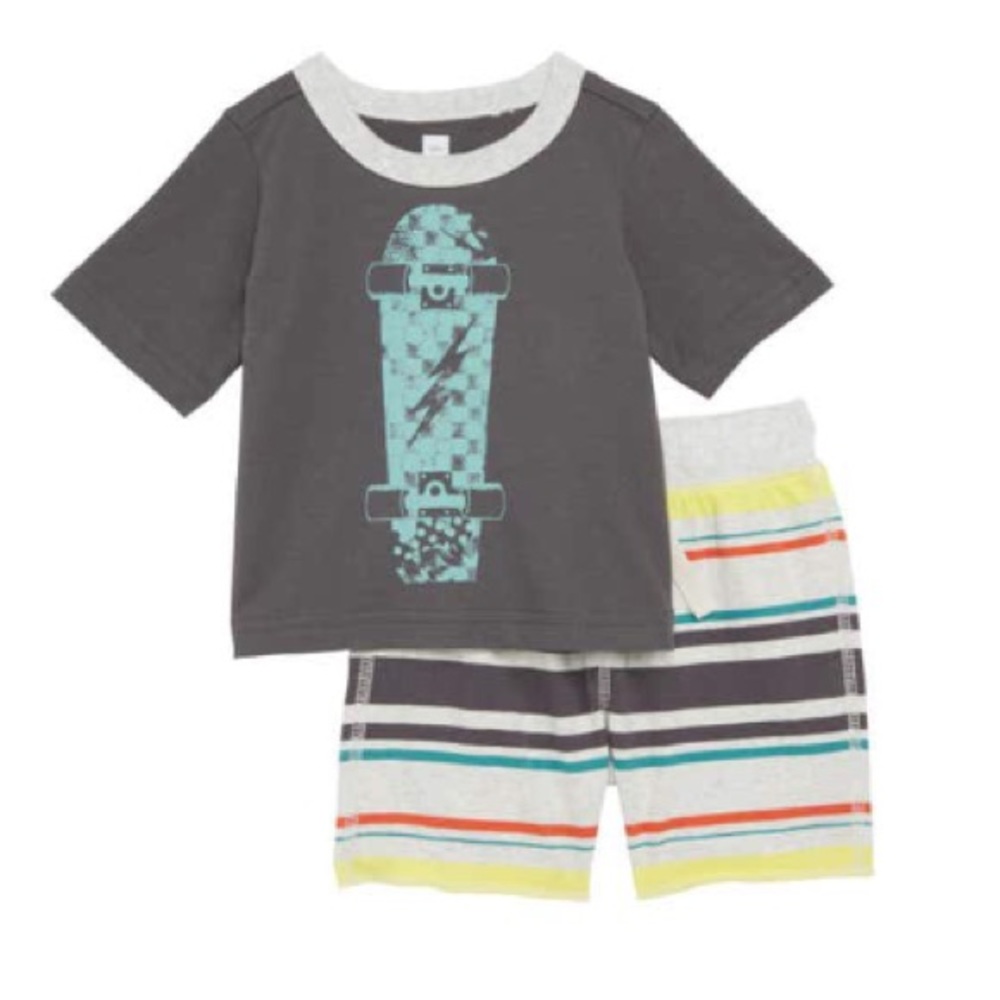 New w/tags Tea Collection 2 piece set 3-6m